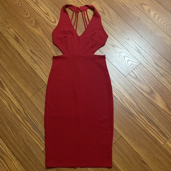 A’Gaci woman’s cut out stringy spaghetti strap back, zipper closure red dress - Picture 14 of 14